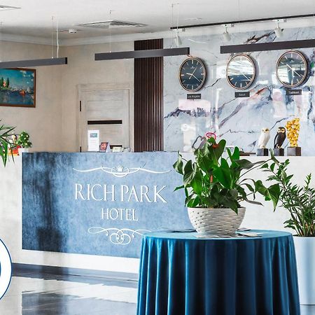 Rich Park Hotel Tashkent Ngoại thất bức ảnh