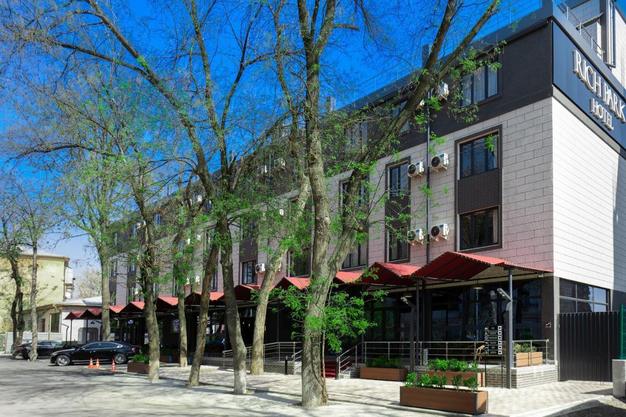 Rich Park Hotel Tashkent Ngoại thất bức ảnh