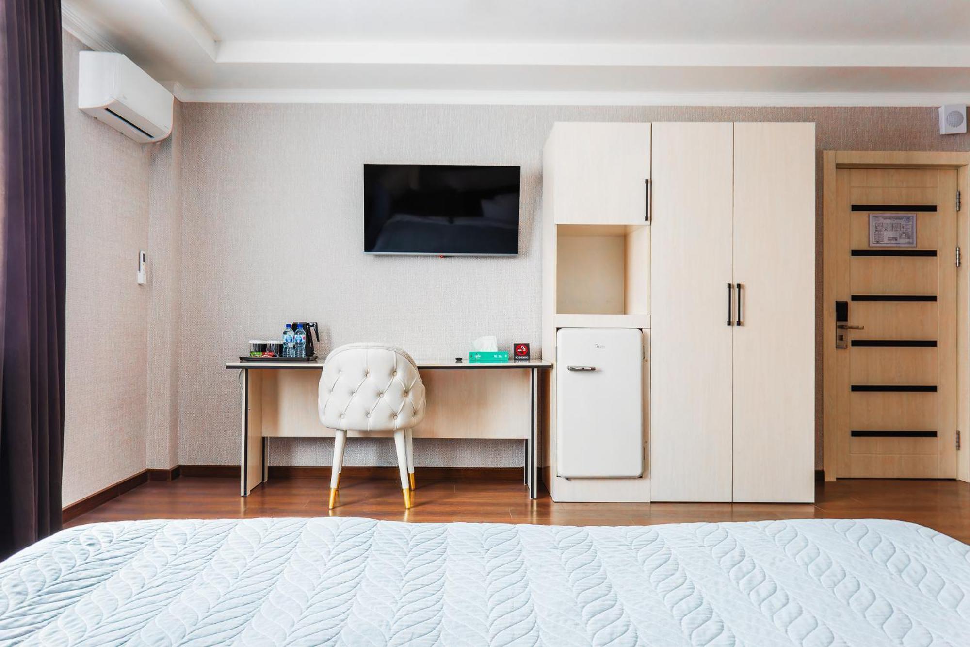 Rich Park Hotel Tashkent Ngoại thất bức ảnh