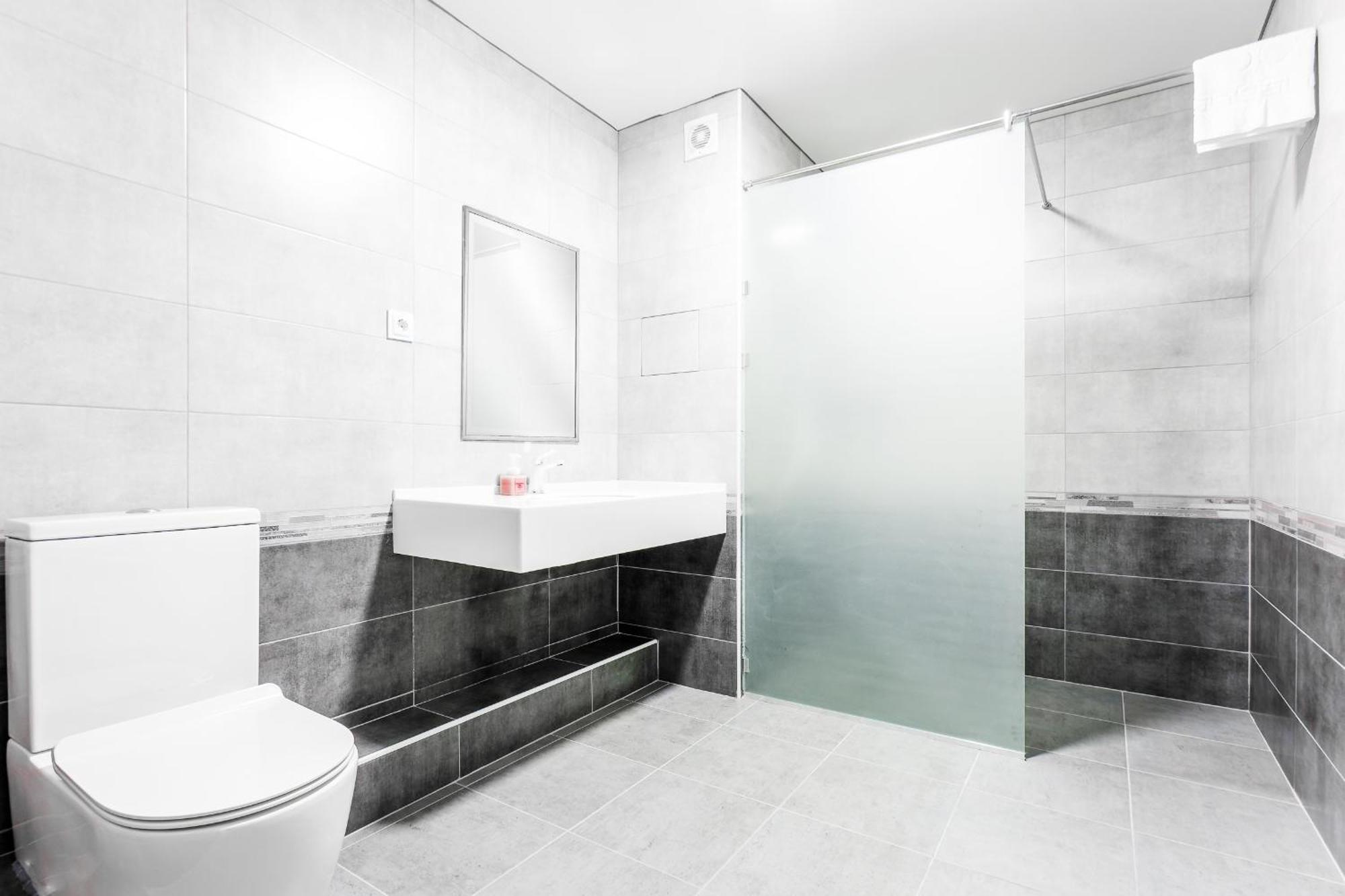 Rich Park Hotel Tashkent Ngoại thất bức ảnh