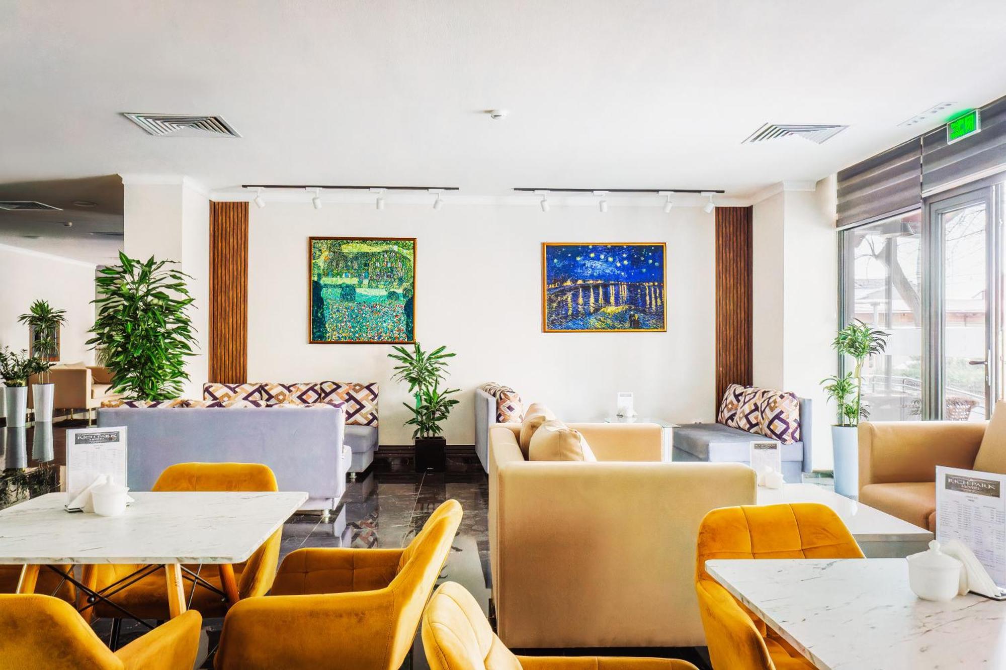Rich Park Hotel Tashkent Ngoại thất bức ảnh