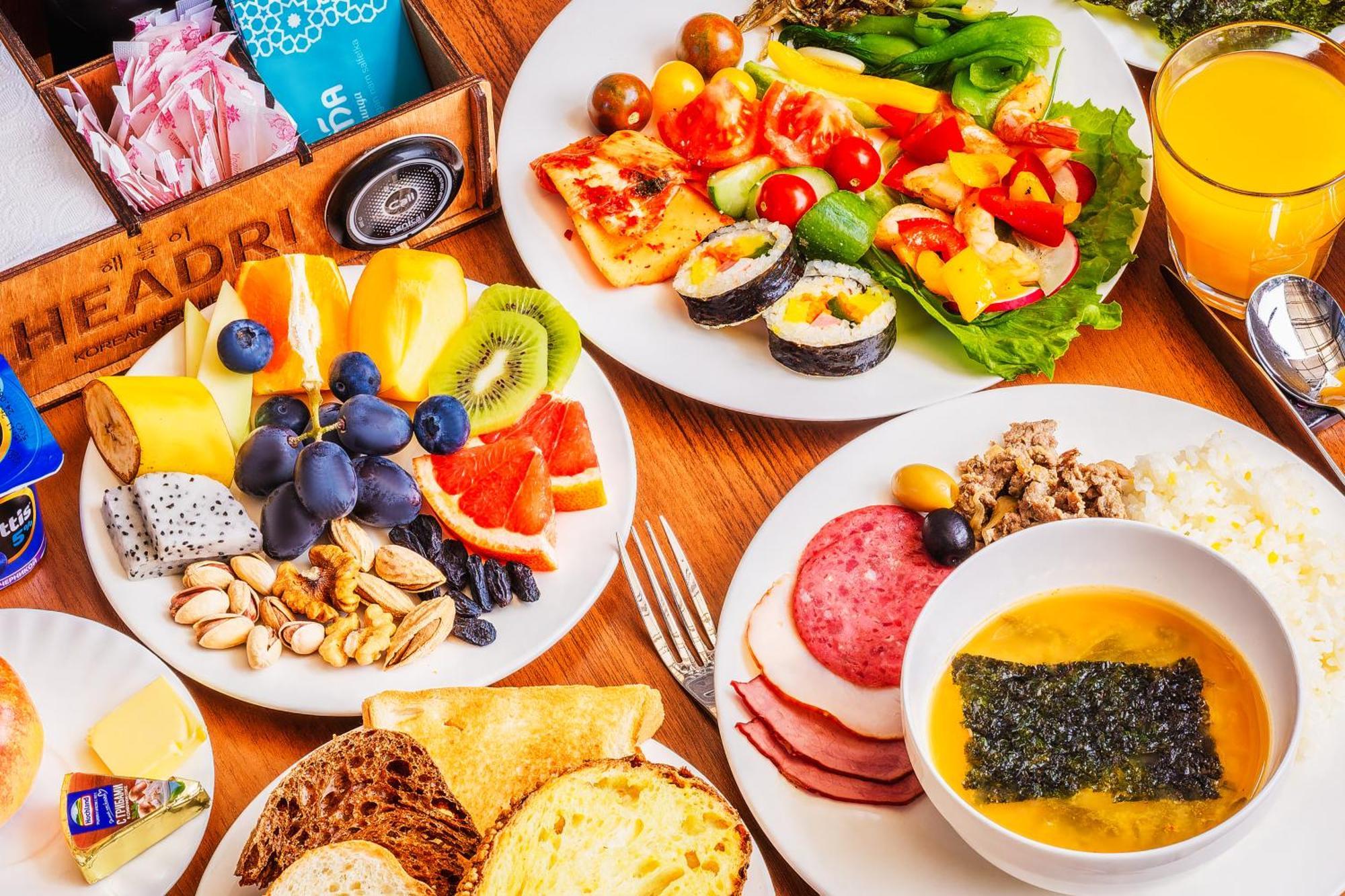 Rich Park Hotel Tashkent Ngoại thất bức ảnh