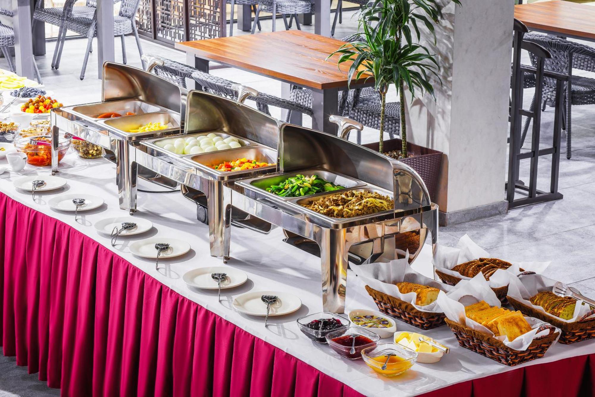 Rich Park Hotel Tashkent Ngoại thất bức ảnh