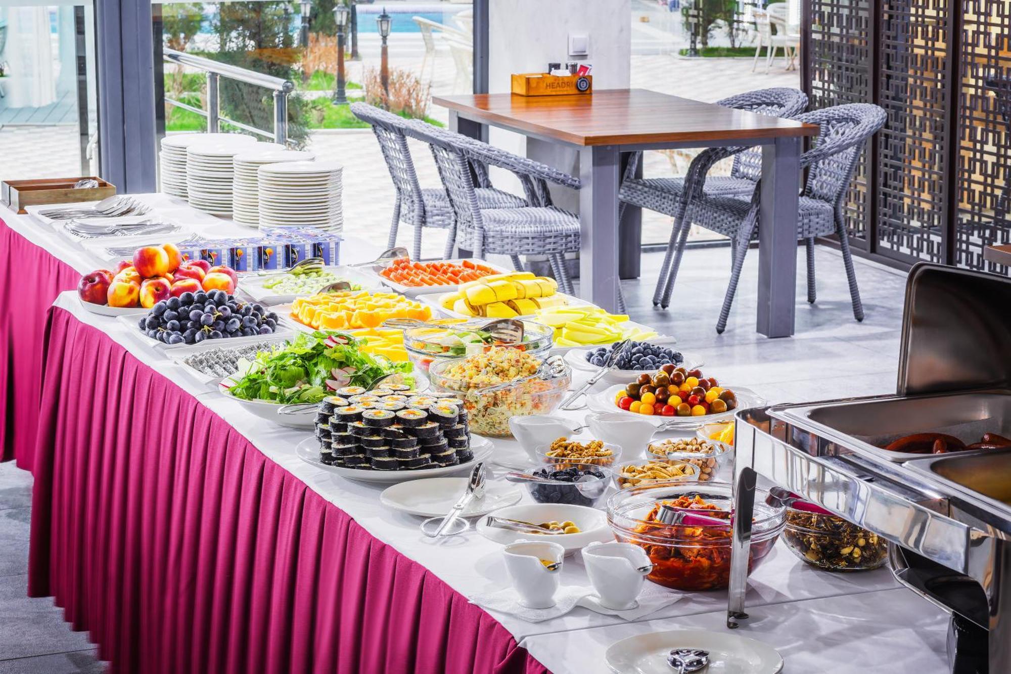 Rich Park Hotel Tashkent Ngoại thất bức ảnh